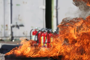fire-extingiusher-group-flames